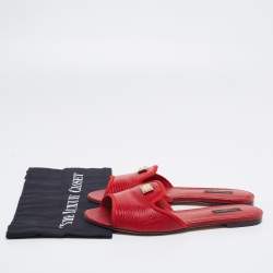 Pre Owned حذاء سلايدز دولتشي أند غابانا فلات جلد نقش سحلية أحمرمقاس 39