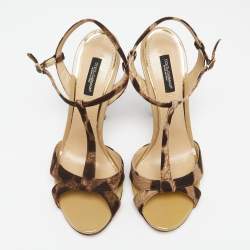 مملوكة مسبقًا Dolce & Gabbana Brown Leopard Printed Canvas Ankle Strap Sandals Size 39