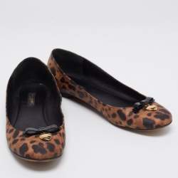 مملوكة مسبقًا Dolce & Gabbana Brown Leopard Print Coated Canvas Bow Detail Ballet Flats Size 39