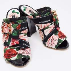 Pre Owned صندل دولتشي أند غابانا قماش مورد مطبوع متعدد الألوان فيونكة مزخرفة كريستال كعب مربع سميك مقاس 36