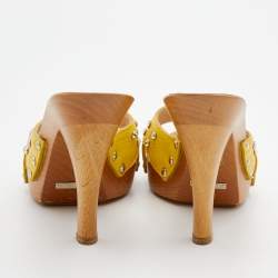 Pre Owned Dolce & Gabbana Yellow Leather Crystal Embellished Wooden Platform Slide Sandals Size 40