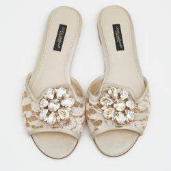 Pre Owned حذاء سلايد فلات دولتشي أند غابانا بيانكا مزخرف كريستال دانتيل و ساتان أحمر مقاس 37