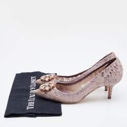 Pre Owned Dolce & Gabbana Lilac Lace Crystal Embellished Pointed Toe Pumps Size 39.5