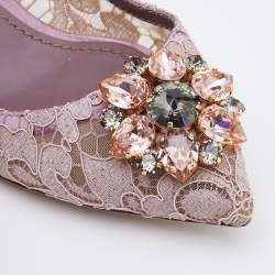 Pre Owned Dolce & Gabbana Lilac Lace Crystal Embellished Pointed Toe Pumps Size 39.5