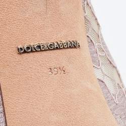 Pre Owned Dolce & Gabbana Lilac Lace Crystal Embellished Pointed Toe Pumps Size 39.5