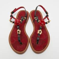Pre Owned Dolce & Gabbana Red/Black Lizard Embossed Leather Thong Sandals Size 36
