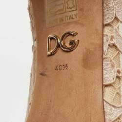 Pre Owned Dolce & Gabbana Beige Lace Crystal Embellishment Pointed Toe Pumps Size 40.5