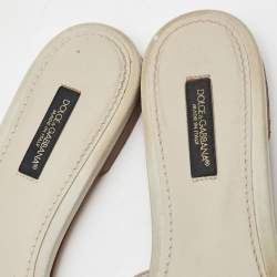 Pre Owned Dolce & Gabbana White/Grey Satin Crystal Embellishment Flat Slides Size 37   