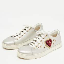 مملوكة مسبقًا Dolce & Gabbana Silver Leather DG Heart Low Top Sneakers Size 36