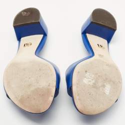 Pre Owned Dolce & Gabbana Blue Leather DG Logo Cutout Slides Size 41