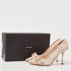 Pre Owned Dolce & Gabbana Pastel Pink Lace Crystal Embellished Pointed Toe Pumps Size 39