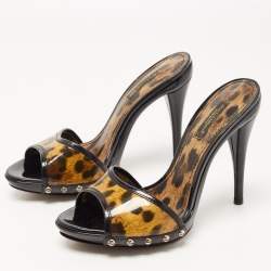 مملوكة مسبقًا صندل سلايد دولتشي أند غابانا جلد أحمر لامع طبعة الفهد مقاس 37.5