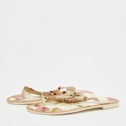 Pre Owned Dolce & Gabbana Cream Patent Leather Crystal Embellished Thong Flats Size 39