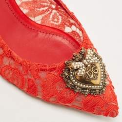 Pre Owned Dolce & Gabbana Red Lace Devotion Pumps Size 40.5