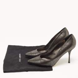 مملوكة مسبقًا Dolce & Gabbana Metallic Laminated Suede Pointed Toe Pumps Size 41
