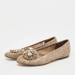 Pre Owned Dolce & Gabbana Beige Lace Taormina Crystal Embellished Ballet Flats Size 36