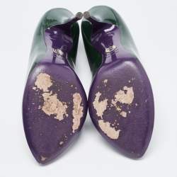 مملوكة مسبقًا حذاء كعب عالي دولتشي أند غابانا مقدمة لوزية جلد لامع أخضر مقاس 37.5