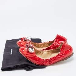 Pre Owned Dolce & Gabbana Red Patent Leather Crystal Embellished Bow Scrunch Ballet Flats Size 37