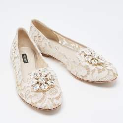 Pre Owned Dolce & Gabbana White Lace Crystal Embellishments Ballet Flats Size 41