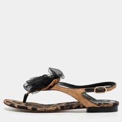 Pre Owned Dolce & Gabbana Beige/Black Raffia Floral Applique Thong Flat Sandals Size 40