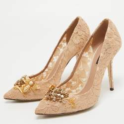 Pre Owned Dolce & Gabbana Beige Lace Crystal Embellished Pointed Toe Pumps Size 38.5