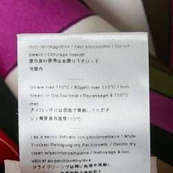 مملوكة مسبقًا Emilio Pucci Multicolor Printed Silk Triangle Scarf