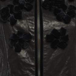 مملوكة مسبقًا جاكت أمبريو أرماني جلد مخملي أسود بزخارف زهرية مقاس صغير (سمول)