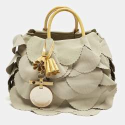 مملوكة مسبقًا Emporio Armani Scalloped Applique Beige Nylon Tote