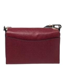 مملوكة مسبقًا Emporio Armani Burgundy Leather Crossbody Bag