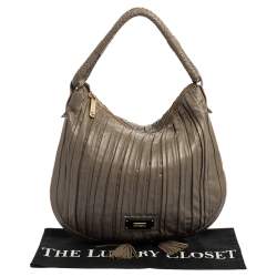 Pre Owned Emporio Armani Grey Leather Leather Zip Around Hobo