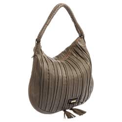 Pre Owned Emporio Armani Grey Leather Leather Zip Around Hobo