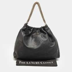 مملوكة مسبقًا Escada Chain Black Leather Hobo