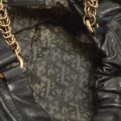 مملوكة مسبقًا Escada Chain Black Leather Hobo