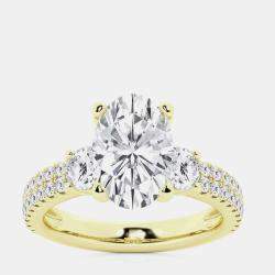 مملوكة مسبقًا 2.23ct 14k Yellow Gold Lab Grown Diamond Engagement Ring