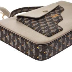 مملوكة مسبقًا Faure Le Page Light Grey Leather Calibre 21 Top Handle Bag