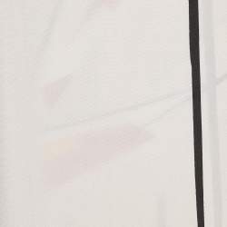 مملوكة مسبقًا Fendi Grey Printed Silk Shawl 