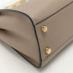 Pre Owned Fendi Beige Leather Peekaboo Iconic Essentially Top Handle Bag