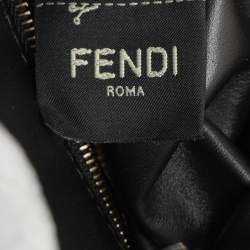 Pre Owned Fendi Beige Leather Peekaboo Iconic Essentially Top Handle Bag