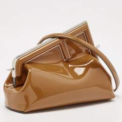 مملوكة مسبقًا Fendi Brown Patent Leather Midi First Bag