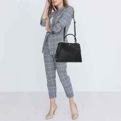 Pre Owned Fendi Black Selleria Leather Medium Peekaboo Top Handle Bag