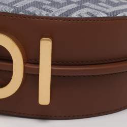 مملوكة مسبقًا حقيبة كتف فيندي فينديغرافي دينيم أزرق وجلد