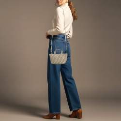 Pre Owned حقيبة فنـدي سيليريا صغيرة ذهبية جلدية رول توت