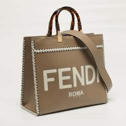 مملوكة مسبقًا حقيبة يد توتس فندي جلد بيج/أبيض متوسط صن شاين ويبستيتش