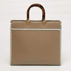 مملوكة مسبقًا حقيبة يد توتس فندي جلد بيج/أبيض متوسط صن شاين ويبستيتش