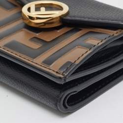 Pre Owned محفظة فندي جلد زوكا بني/أسود ثلاثية الطي "ف هو فندي"