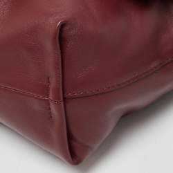 مملوكة مسبقًا Fendi Mama Baguette Drawstring Burgundy Leather Shoulder Bag