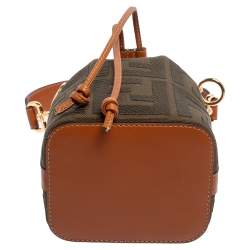 مملوكة مسبقًا Fendi Green/Brown Zucca Canvas and Leather Mini Mon Tresor Drawstring Bucket Bag