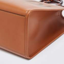 مملوكة مسبقًا Fendi Brown Leather Medium Sunshine Tote