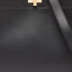 Pre Owned Fendi Black Leather Medium Peekaboo Iconic Top Handle Bag