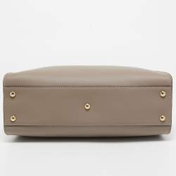 Pre Owned Fendi Grey Leather Medium Peekaboo Top Handle Bag